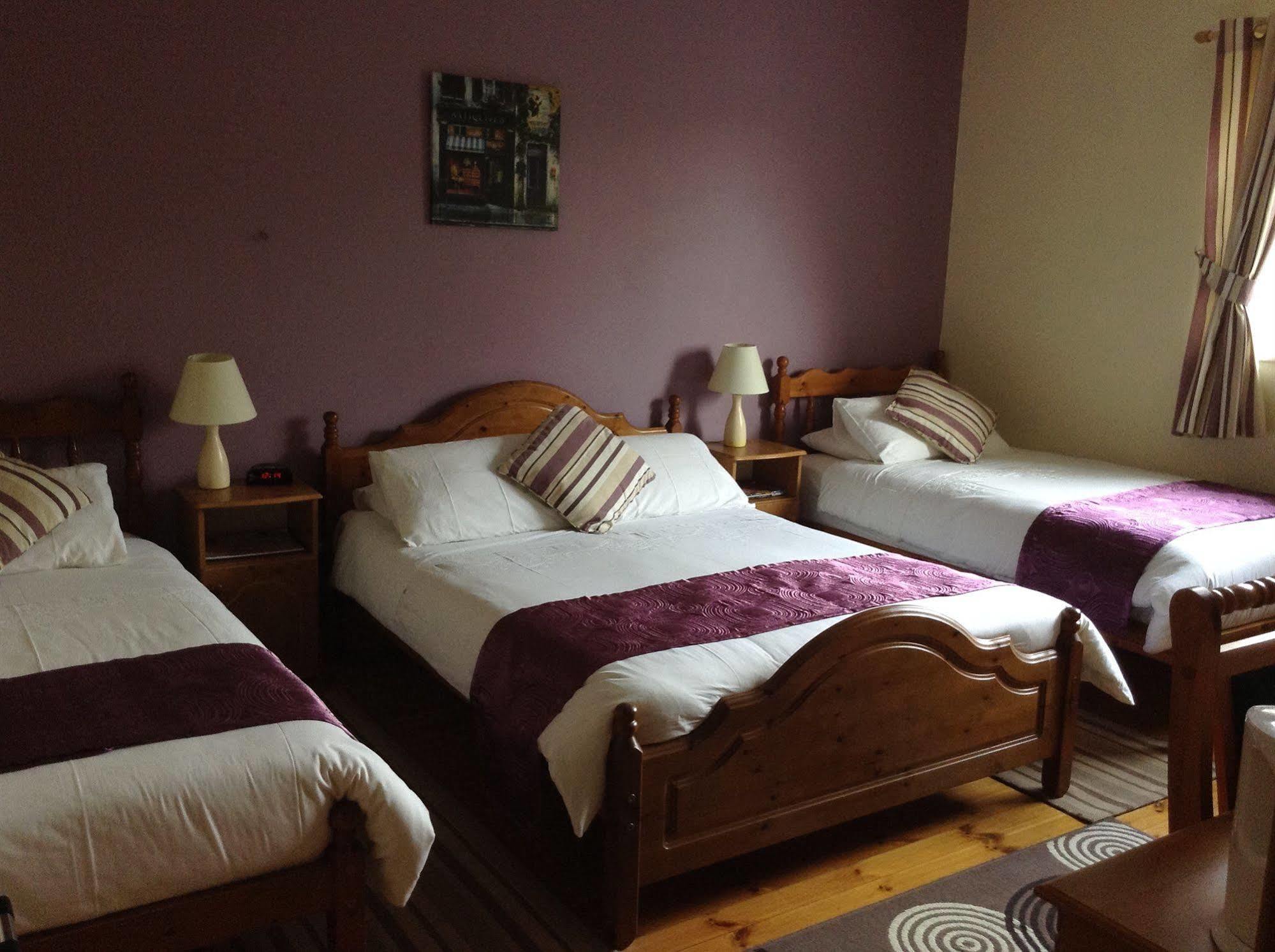 Deerpark Manor Bed and breakfast