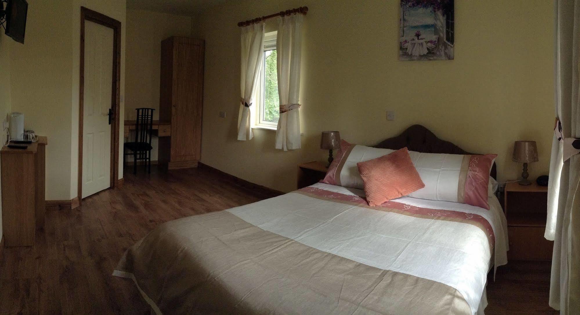 Deerpark Manor Bed and breakfast Swinford